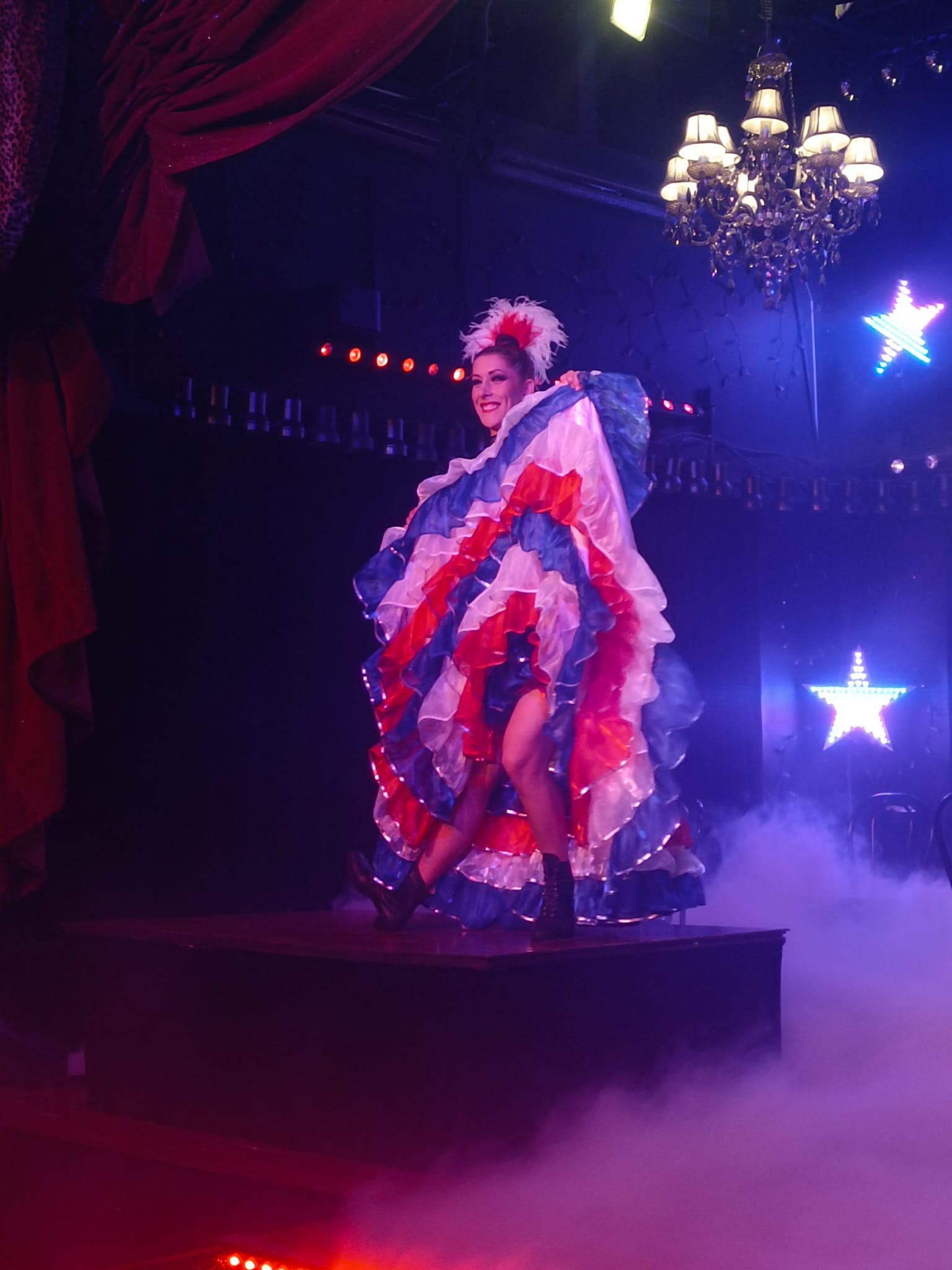 Légendes - French Cancan - La Venus cabaret a Toulouse